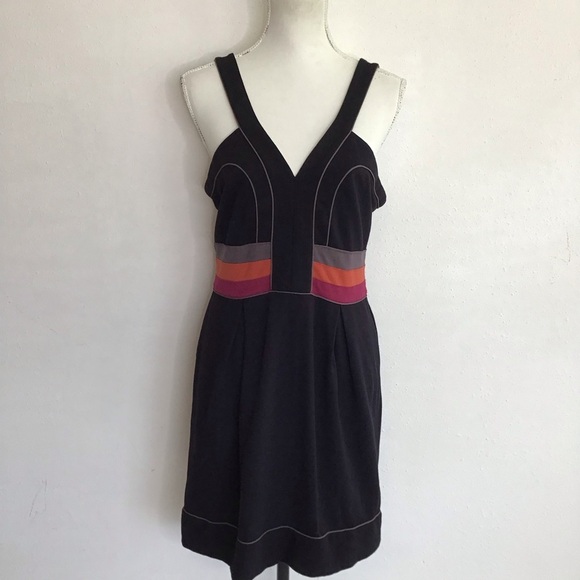 BCBGMaxAzria Women Elegant Black Colors Cocktail Midi Dress Sleeveless V-Neck 12 - Picture 1 of 10